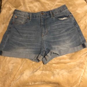 Light denim shorts